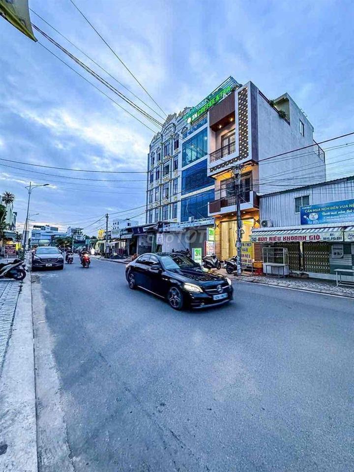 CHO THUÊ NHÀ MẶT TIỀN TRẦN NAM PHÚ FULL NỘI THẤT