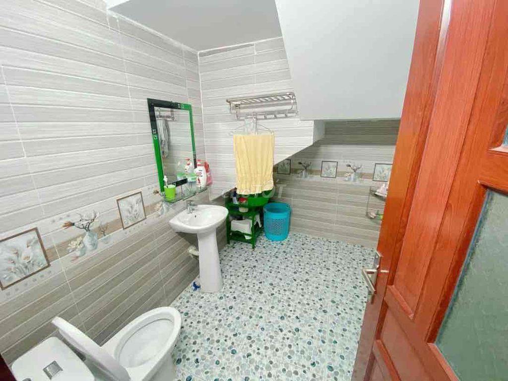 cho thuê nhà hẻm 50 trần hoàng na