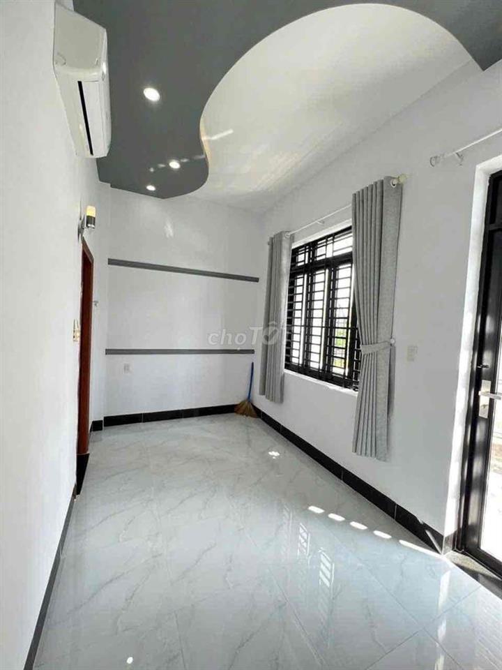 cho thuê nhà hẻm lò nhôm mậu thân