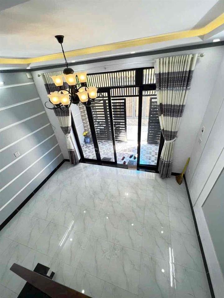 cho thuê nhà hẻm lò nhôm mậu thân