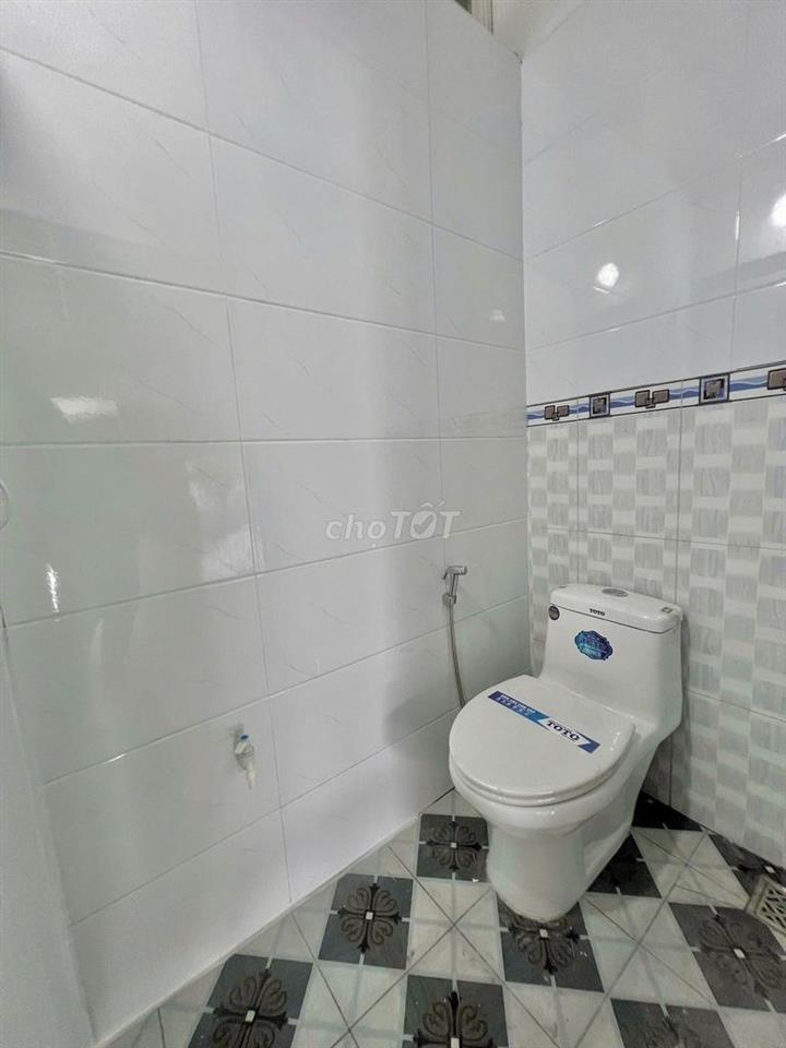 Nhà trệt Mặt Tiền đường Nguyễn Văn Linh 15 triệu
