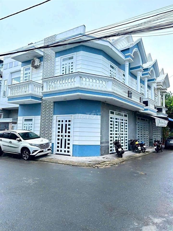 Nhà trệt lầu 2PN có nội thất góc KDC Hồng Phát 8,5 triệu