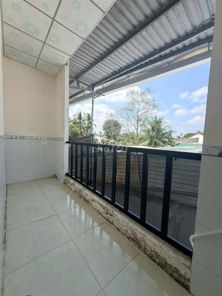 Nhà trệt lầu 2PN hẻm Da Liễu đường 3/2 3,5 triệu