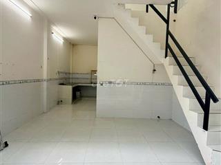 Nhà trệt lầu 2PN hẻm Da Liễu đường 3/2 3,5 triệu