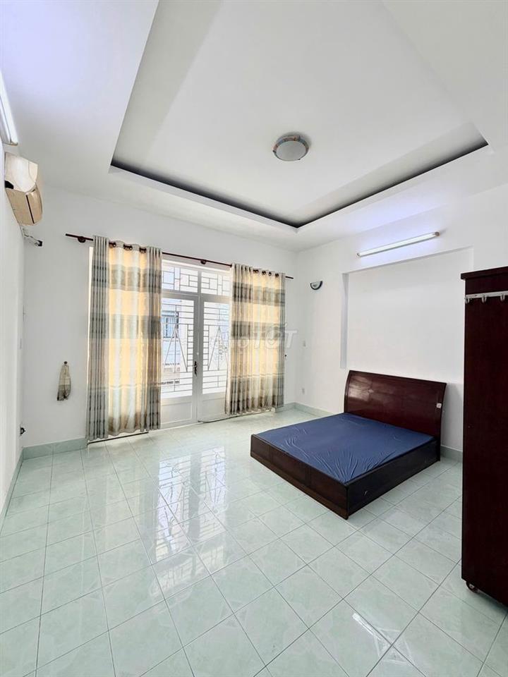 Nhà trệt lầu 3PN full nội thất hẻm đường Trần Hoàng Na chỉ 10 triệu