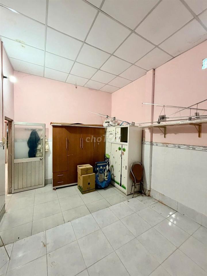 Nhà trệt 2PN hẻm đường Trần Hoàng Na chỉ 4 triệu