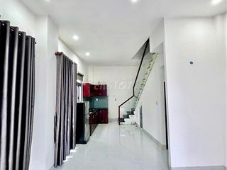 Nhà trệt lầu 2PN Có Nội Thất góc hẻm đường Quang Trung 7 triệu