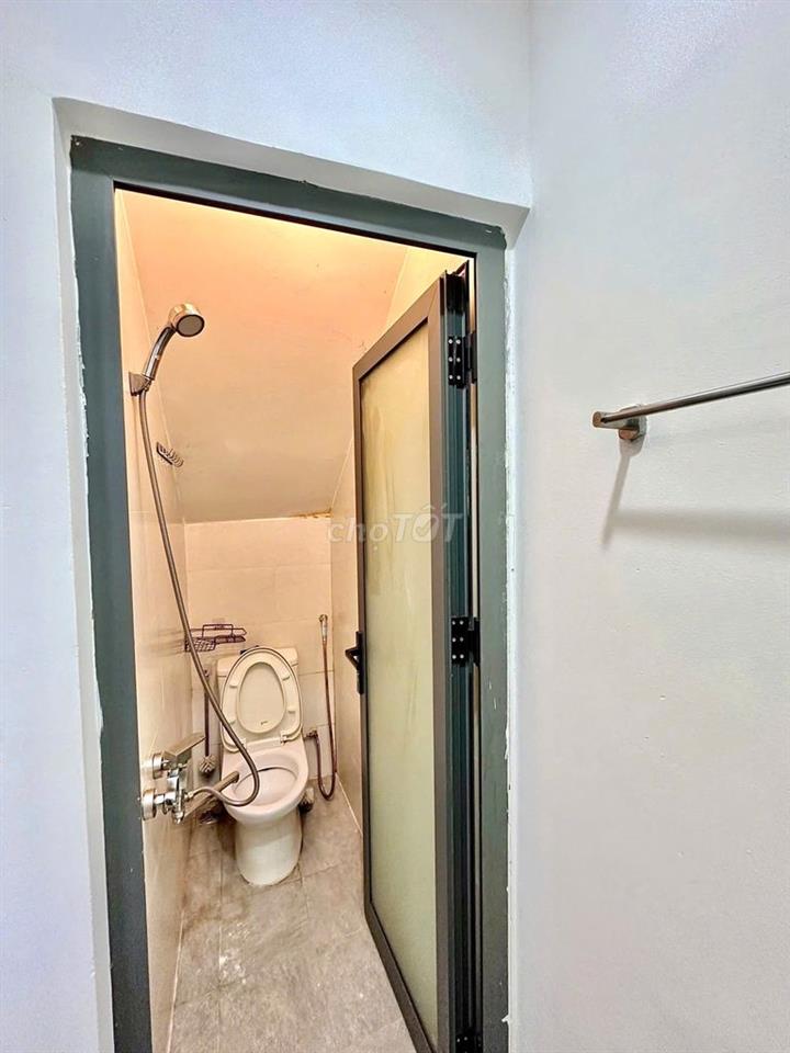 Nhà trệt lầu 2PN Có Nội Thất góc hẻm đường Quang Trung 7 triệu
