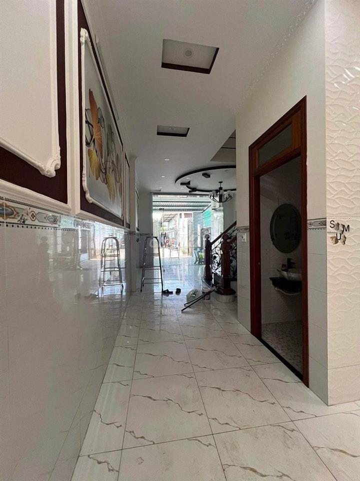 Nhà Trệt 2 Lầu 2PN đường Lê Chân KDC 91B giá 12 triệu