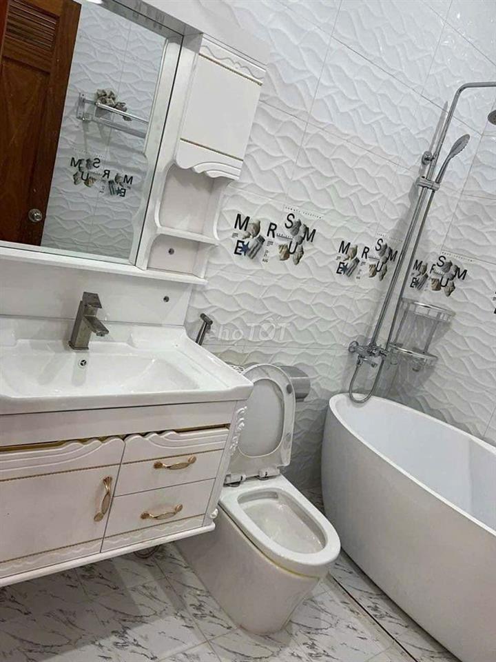 Nhà Trệt 2 Lầu 2PN đường Lê Chân KDC 91B giá 12 triệu