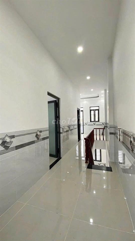 Nhà trệt lầu 3PN KDC Số 9 chỉ 7 triệu