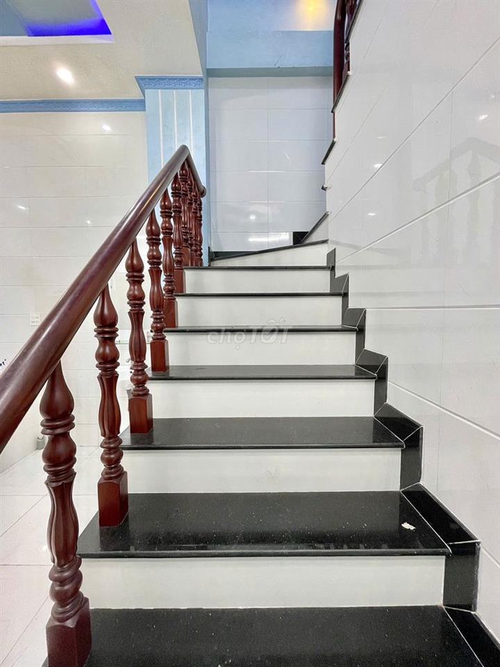 Nhà trệt lầu 3PN KDC Thới Nhựt chỉ 8 triệu