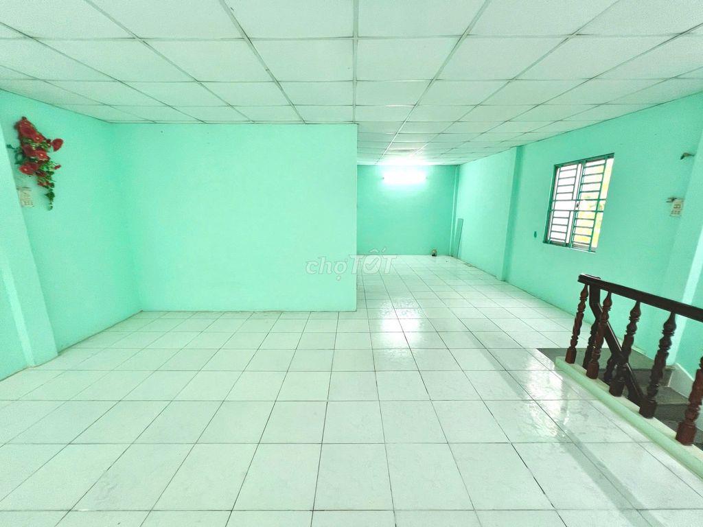 Nhà trệt lửng 3 PN, Hẻm Chợ Tầm Vu chỉ 5,3 triệu