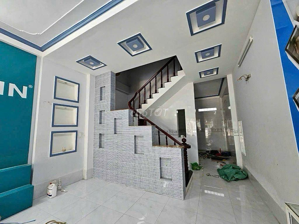 Nhà trệt lầu 2PN mặt tiền đường Nguyễn Tri Phương chỉ 18 triệu