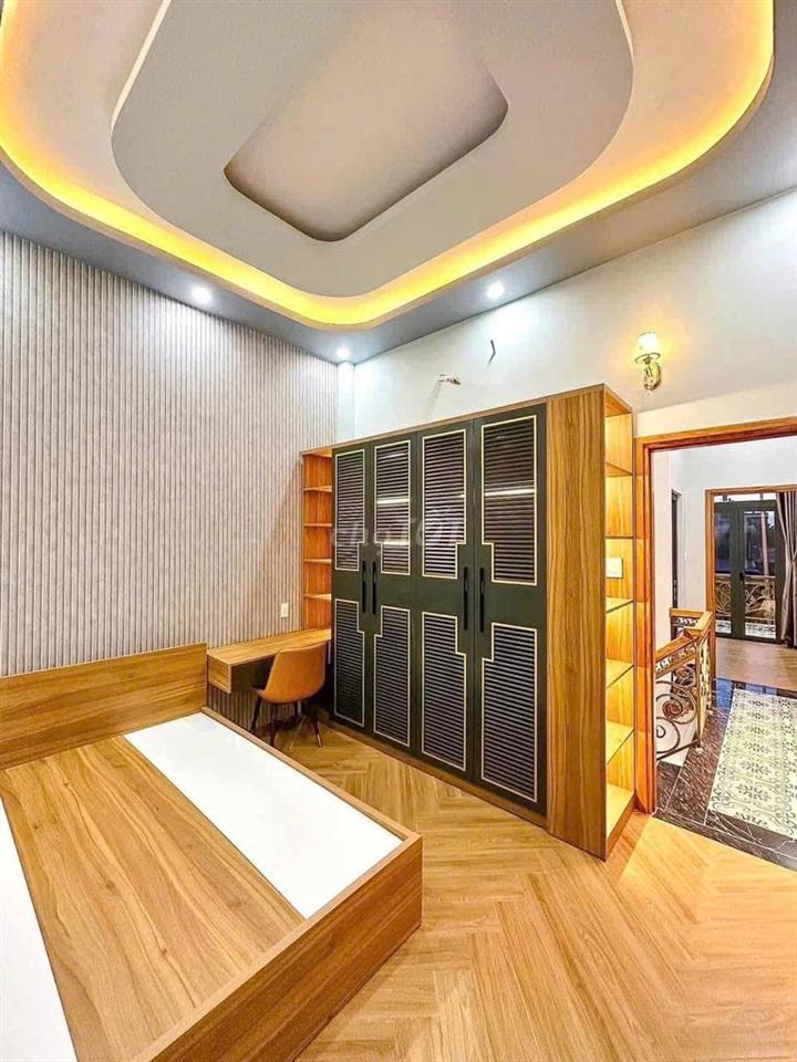 Nhà trệt lầu 2PN full nội thất KDC Hàng Bàng 7,5 triệu