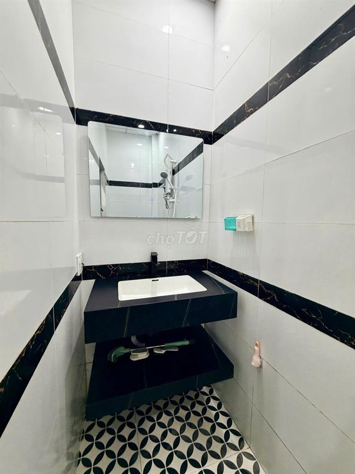 Nhà trệt lầu 2PN full nội thất hẻm đường Trần Hưng Đạo chỉ 6,5 triệu