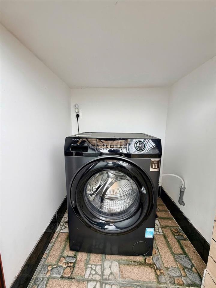 Nhà 2 lầu 4PN full nội thất hẻm đường Nguyễn Văn Cừ chỉ 10 triệu
