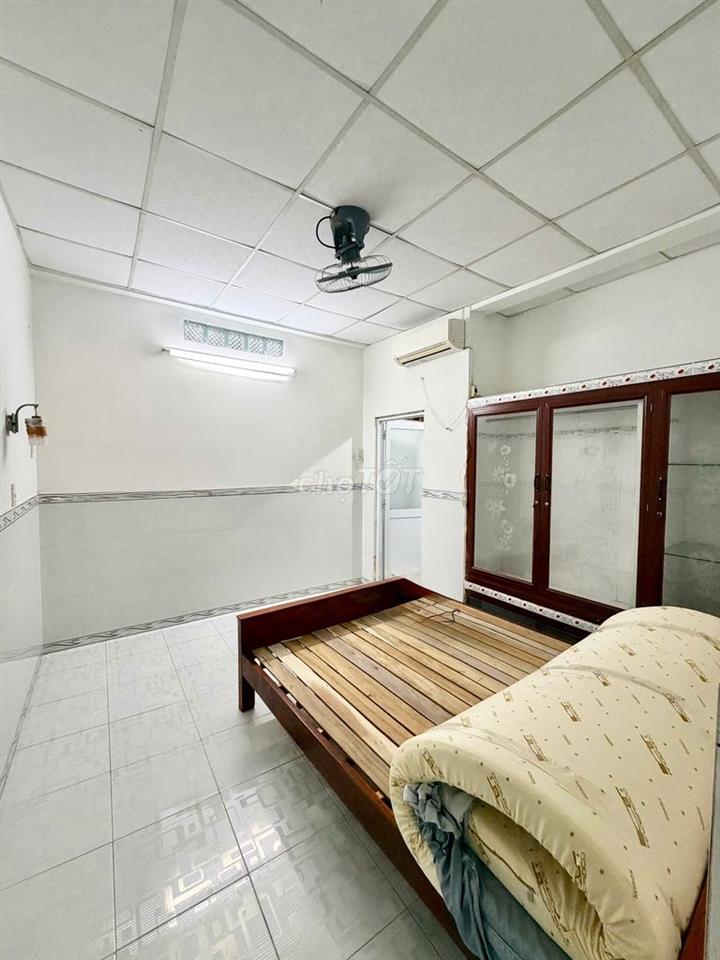 Nhà trệt lửng 3PN Có Nội Thất hẻm đường Tầm Vu chỉ 5 triệu