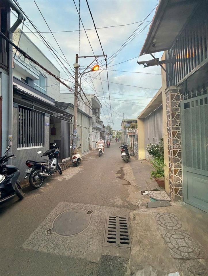 Nhà trệt lửng 3PN hẻm đường Tầm Vu 6 triệu