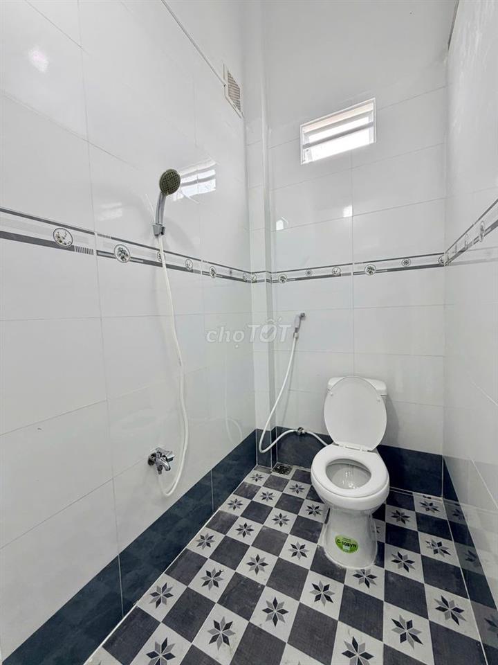 Nhà trệt 2PN Giáp KDC Hồng Phát chỉ 8 triệu