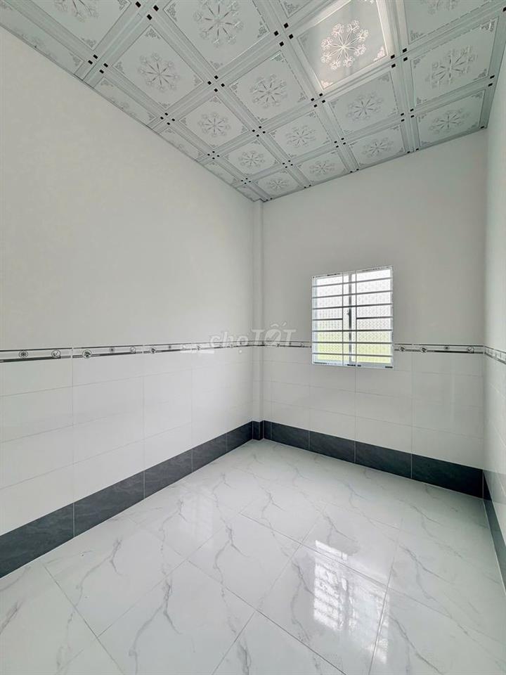 Nhà trệt 2PN Giáp KDC Hồng Phát chỉ 8 triệu