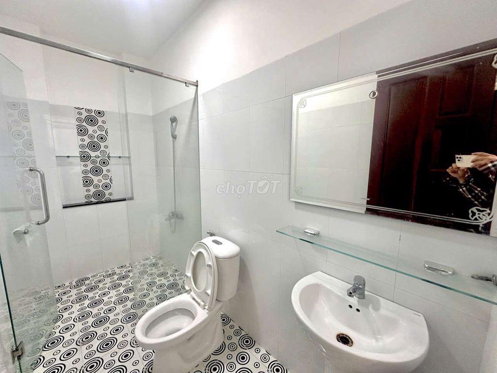 Nhà 2 Lầu 4PN Có Nội Thất KDC Hưng Phú 13 triệu