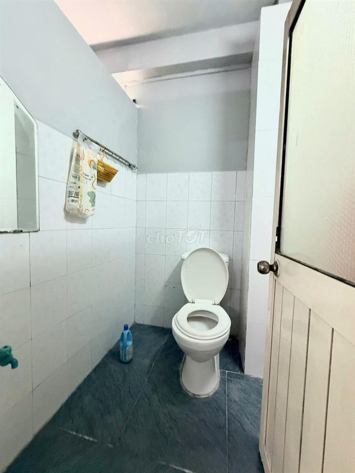 Nhà trệt lửng lầu 2PN đường Trần Hưng Đạo nối dài 7 triệu