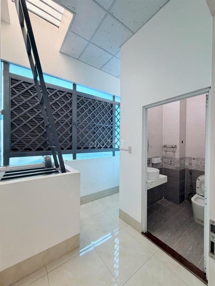 Nhà trệt lầu 3PN FULL NỘI THẤT Khu Biệt Thự Cồn Khương 12 triệu