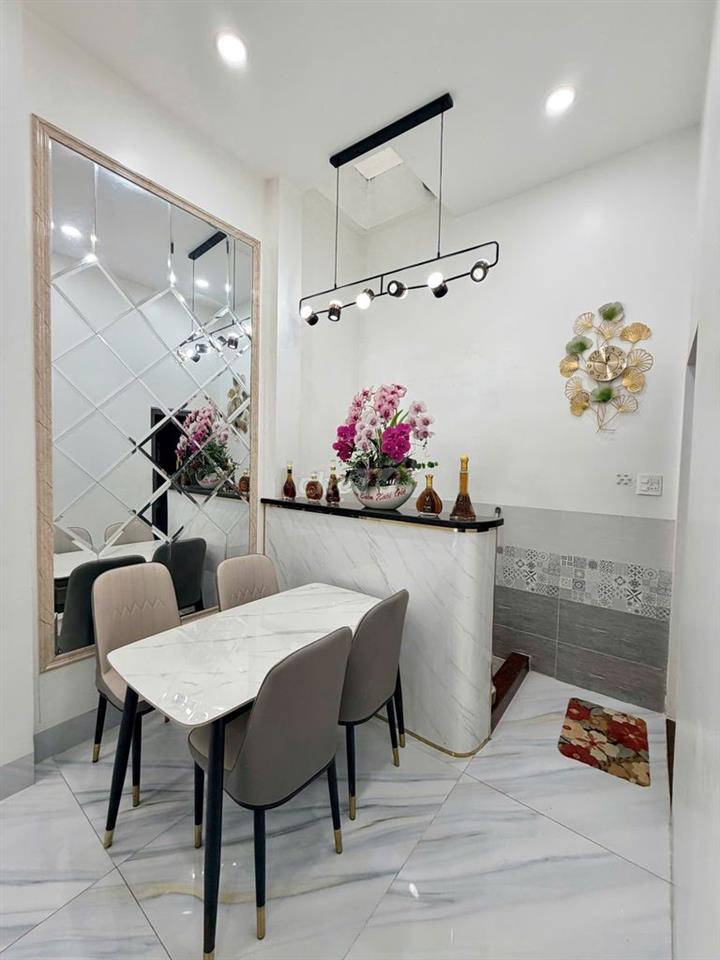 Nhà trệt lầu 3PN FULL NỘI THẤT Khu Biệt Thự Cồn Khương 12 triệu