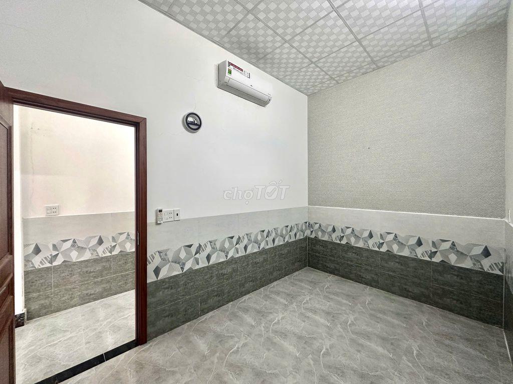 Nhà trệt rộng 2PN giáp KDC Hàng Bàng chỉ 6 triệu