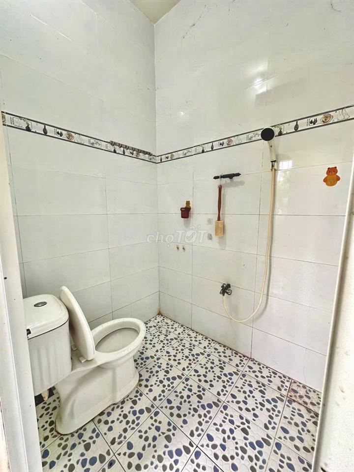 Nhà trệt lầu 2PN có nội thất hẻm đường 3-2 chỉ 4,5 triệu