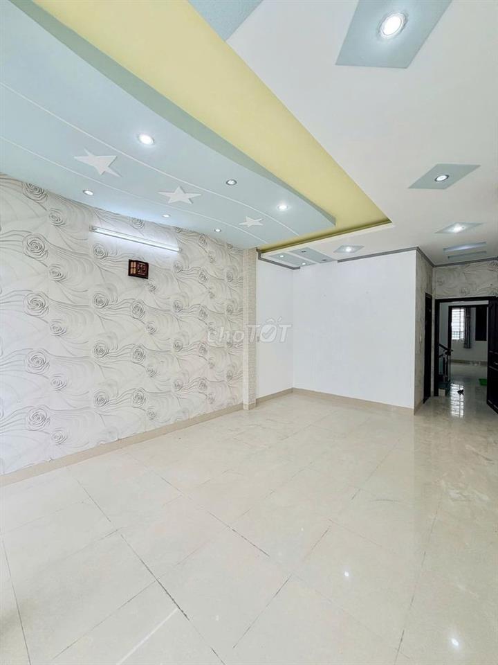 Nhà trệt 2 lầu 4PN đường Lê Chân KDC 91 chỉ 12 triệu