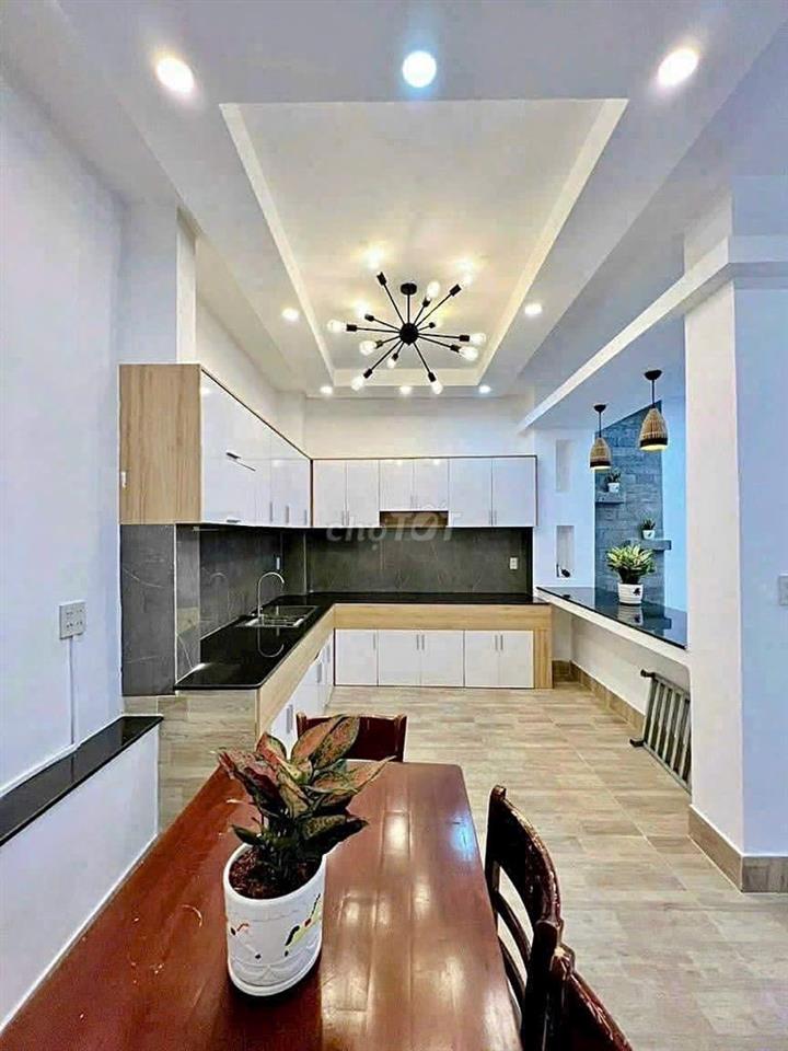 Nhà trệt lầu 2PN hẻm đường lê văn thuấn chỉ 7 triệu