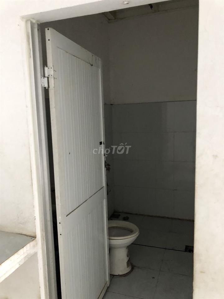 Nhà trệt lửng trục chính đường Nguyễn Hiền 12 triệu