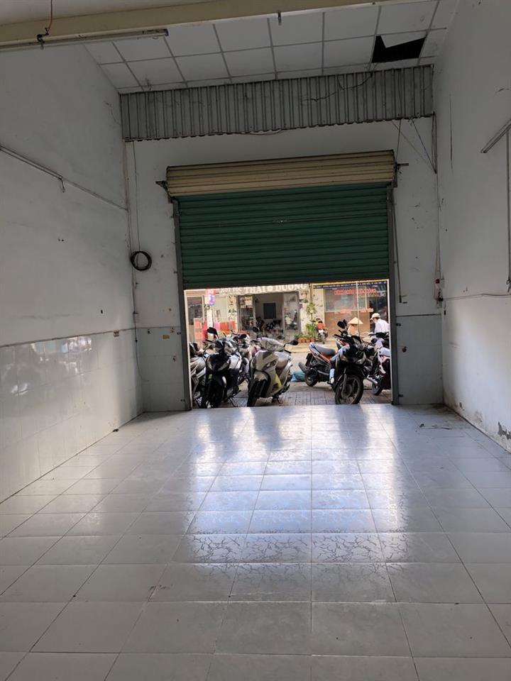Nhà trệt lửng trục chính đường Nguyễn Hiền 12 triệu
