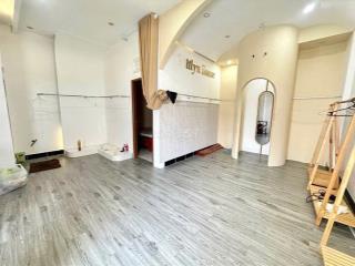 Nhà trệt lầu hẻm đường Trần Hưng Đạo chỉ 6 triệu