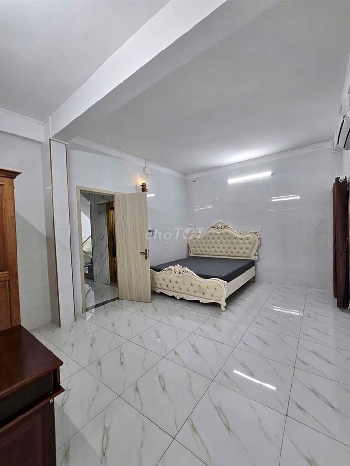 Nhà 4 Lầu 8PN Full Nội Thất đường Lê Tấn Quốc chỉ 60 triệu