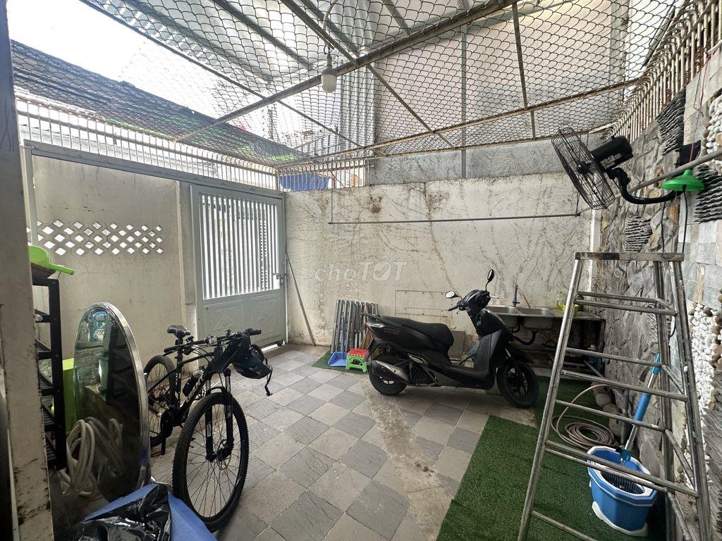 Nhà 2 Lầu 3PN Mặt Tiền Gần Vincom Hùng Vương chỉ 8 triệu