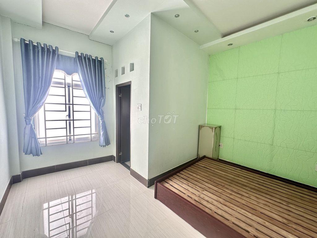 Nhà 2 Lầu 3PN Mặt Tiền Gần Vincom Hùng Vương chỉ 8 triệu