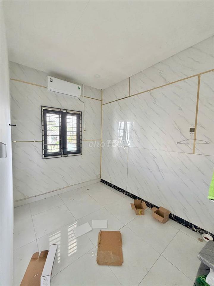 Nhà trệt lửng 2 lầu 5PN đường Nguyễn Thị Minh Khai chỉ 15 triệu