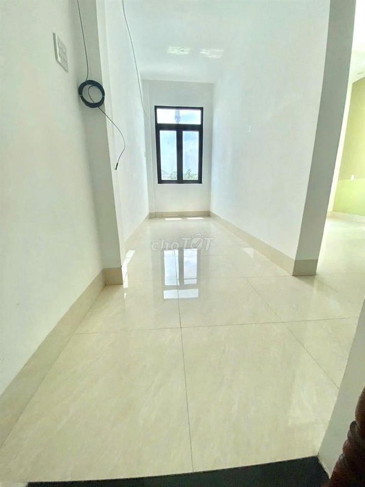 Nhà 2PN hẻm đường Trần Nam Phú chỉ 6 triệu
