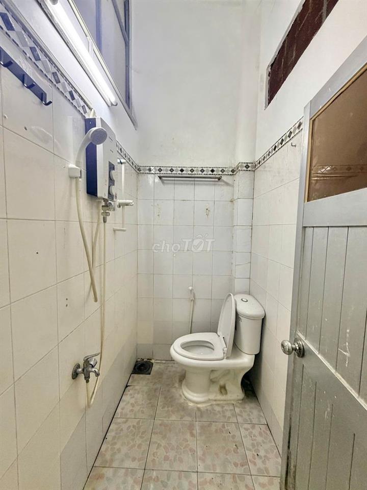 Nhà trệt lầu 2PN hẻm đường Lê Lai 6,5 triệu