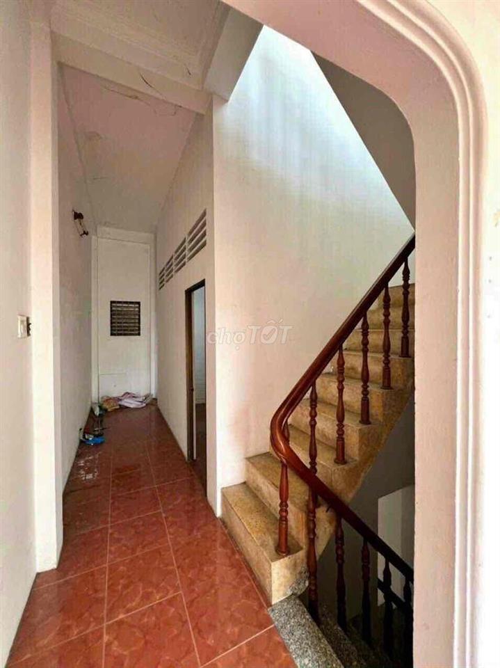 CHO THUÊ NHÀ 1 TRỆT 2 LẦU MẶT TIỀN 30/4 GIÁ TỐT