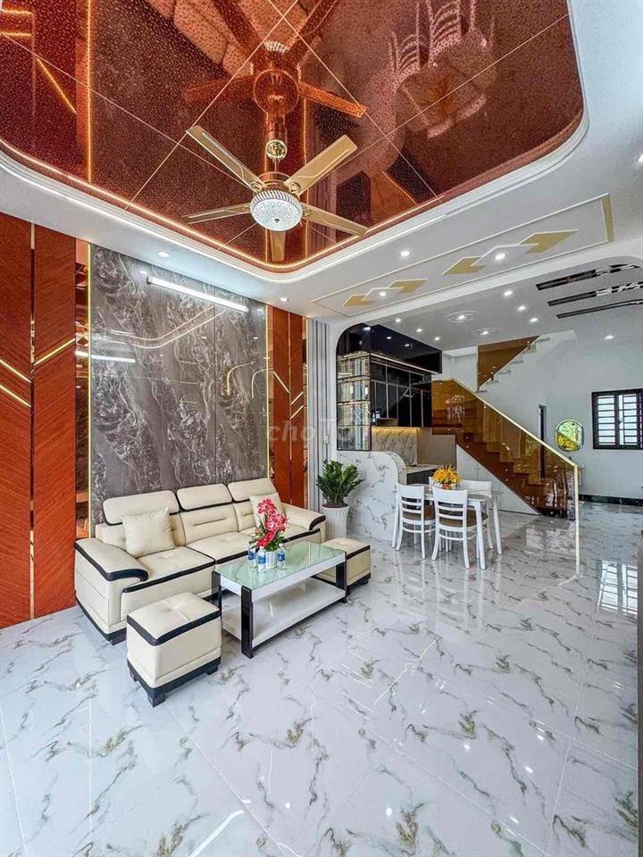 NHÀ TRỆT LẦU HẺM 5 TRẦN VĨNH KIẾT FULL NỘI THẤT GẦN CHỢ AN BÌNH