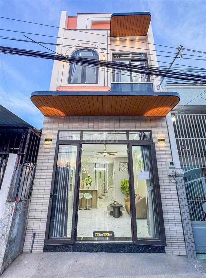NHÀ TRỆT LẦU LỘ Ô TÔ GIÁ TỐT HẺM 9 PHẠM NGỌC HƯNG GẦN SIÊU THỊ LOTTE