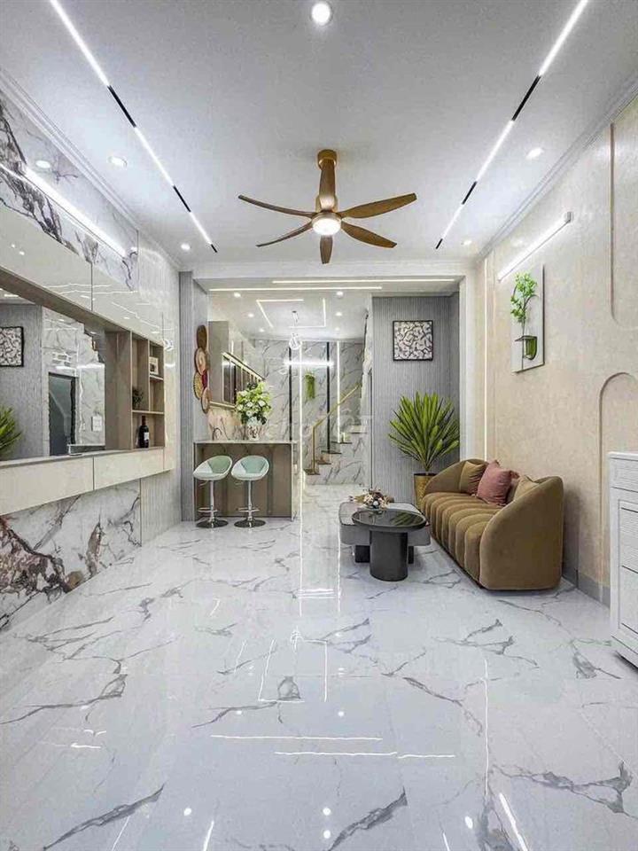 NHÀ TRỆT LẦU LỘ Ô TÔ GIÁ TỐT HẺM 9 PHẠM NGỌC HƯNG GẦN SIÊU THỊ LOTTE