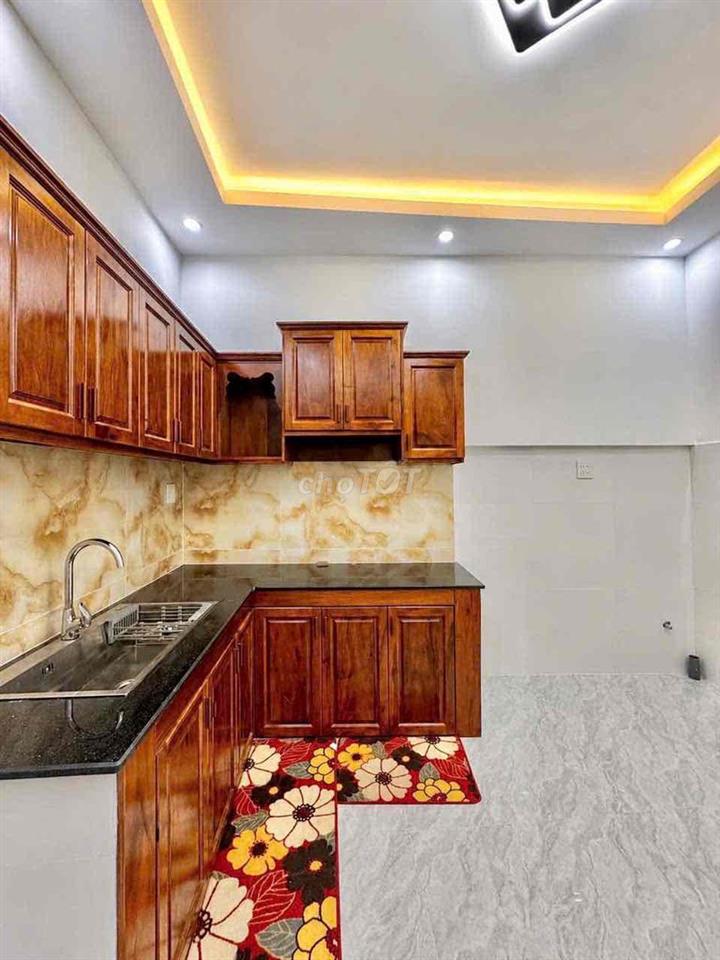 NHÀ TRỆT LẦU 4 PHÒNG NGỦ HẺM LIÊN TỔ 3-4 ĐƯỜNG NGUYỄN VĂN CỪ GẦN ĐH YD