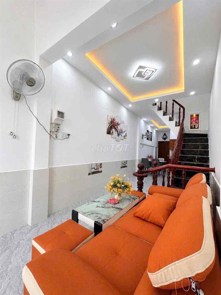 NHÀ TRỆT LẦU 4 PHÒNG NGỦ HẺM LIÊN TỔ 3-4 ĐƯỜNG NGUYỄN VĂN CỪ GẦN ĐH YD