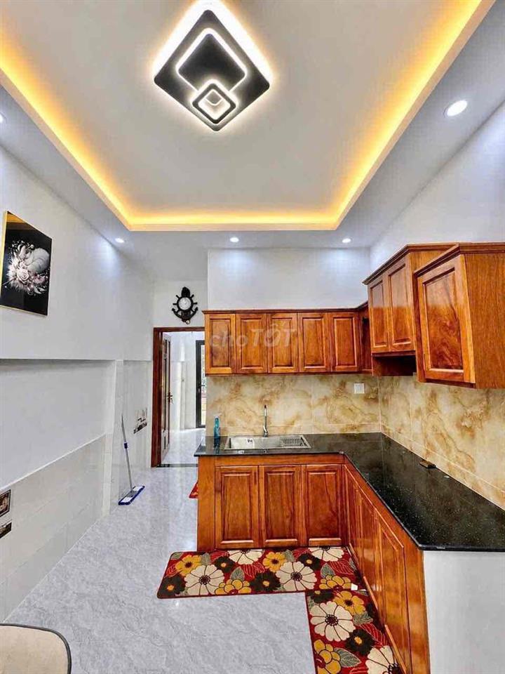 NHÀ TRỆT LẦU 4 PHÒNG NGỦ HẺM LIÊN TỔ 3-4 ĐƯỜNG NGUYỄN VĂN CỪ GẦN ĐH YD
