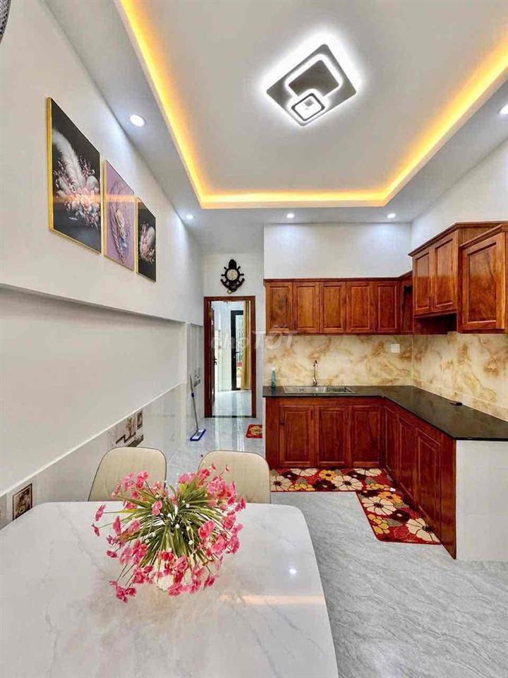 NHÀ TRỆT LẦU 4 PHÒNG NGỦ HẺM LIÊN TỔ 3-4 ĐƯỜNG NGUYỄN VĂN CỪ GẦN ĐH YD
